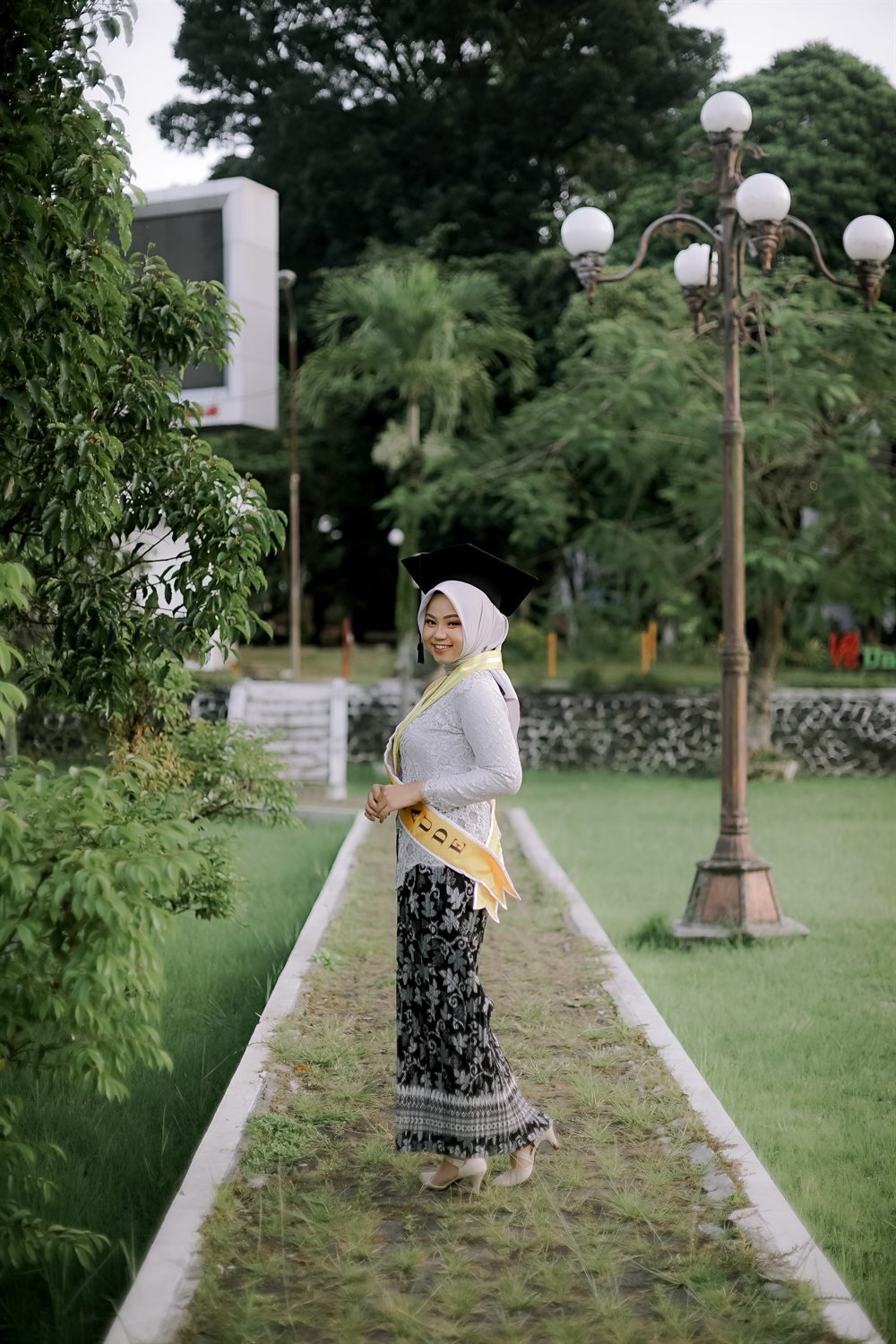 Karya Hymne Monolog koleksi 1 foto 4